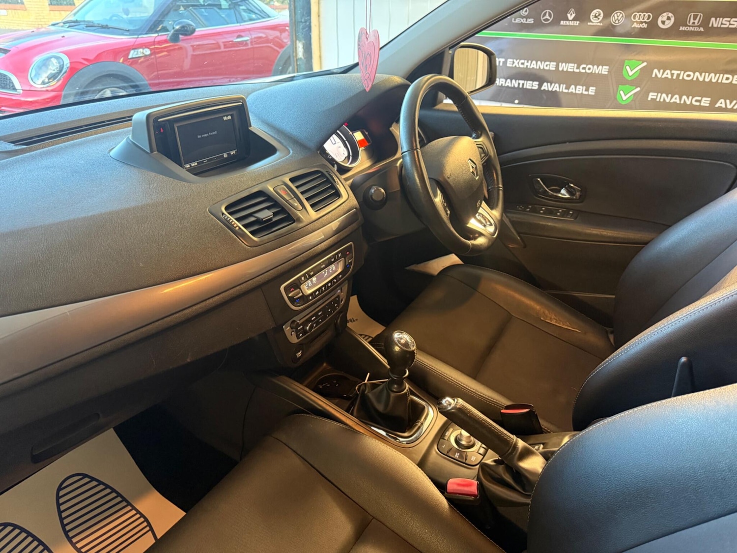 Used Renault Megane 2015 for sale - 76996297: Photo 14