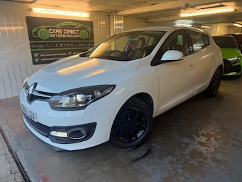 Used Renault Megane 2015 for sale - 76996297: Photo
