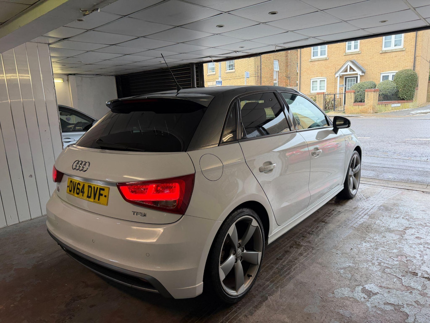 Used Audi A1 2014 for sale - 77120222: Photo 6
