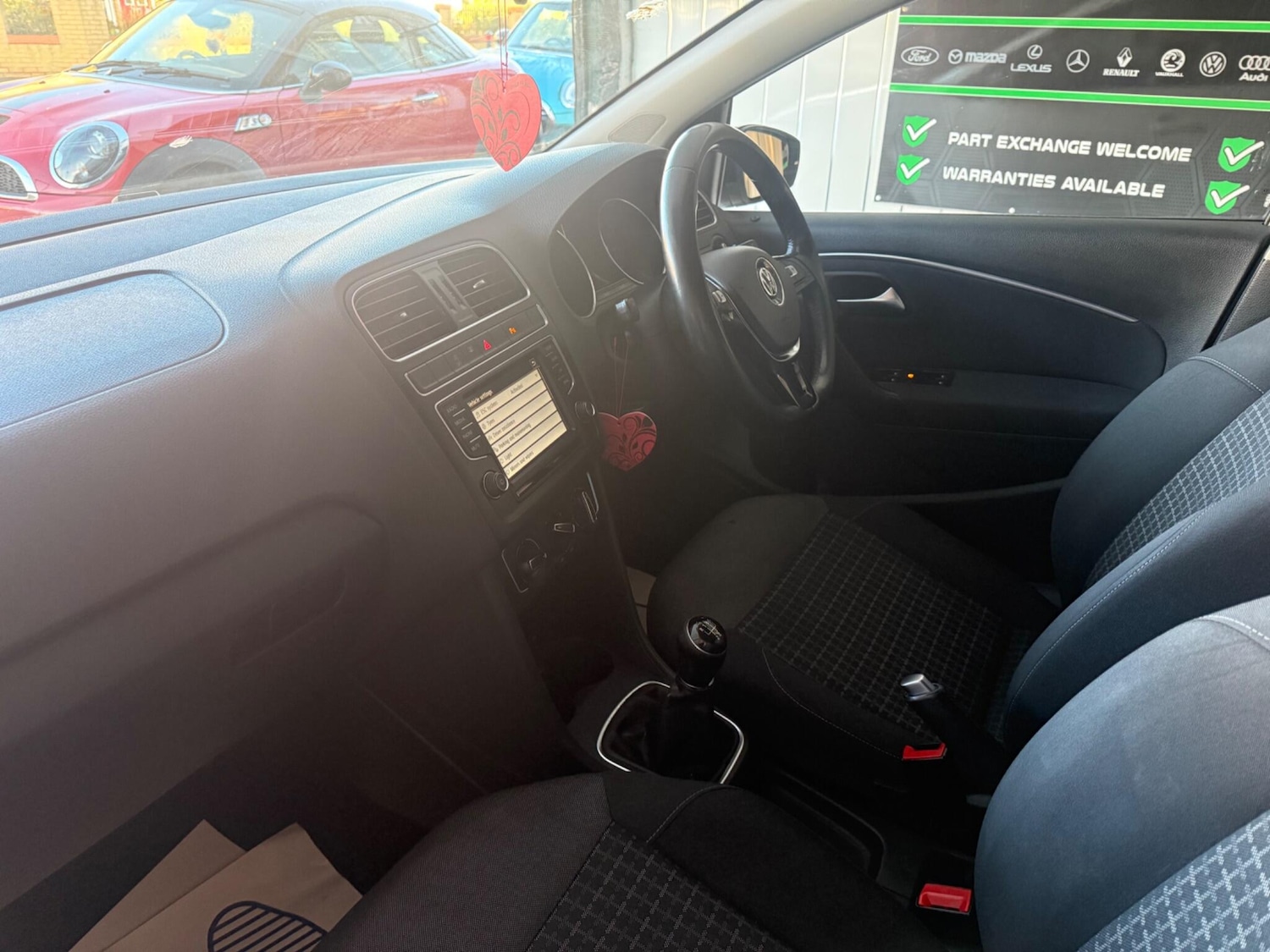 Used Volkswagen Polo 2016 for sale - 76484788: Photo 14