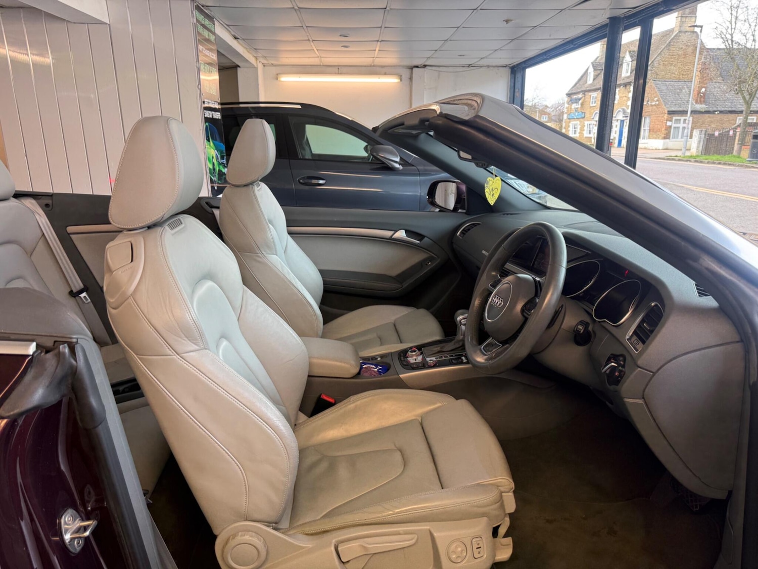 Used Audi A5 Cabriolet for sale - 77753401: Photo 9