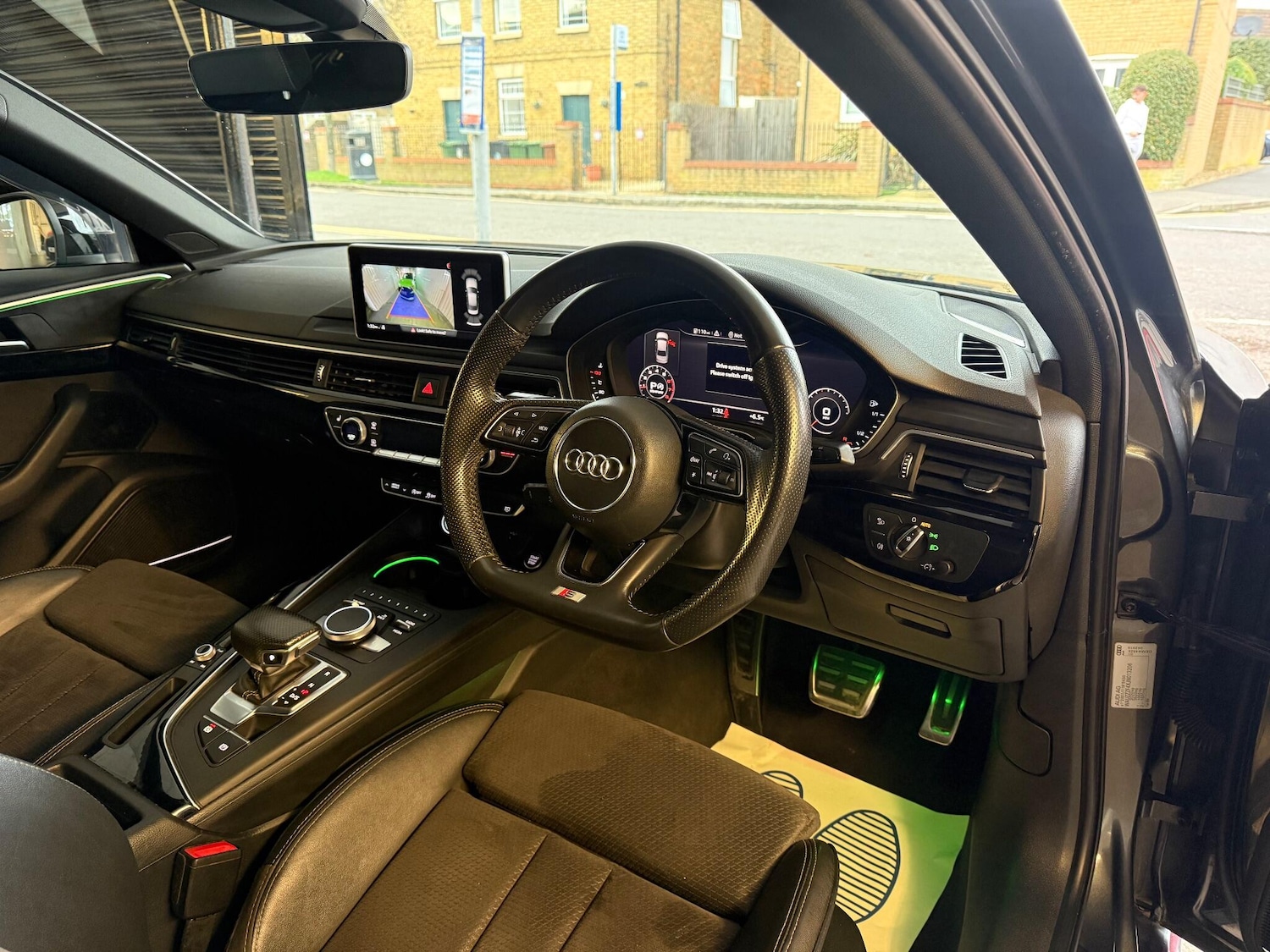 Used Audi A4 2018 for sale - 77040704: Photo 11