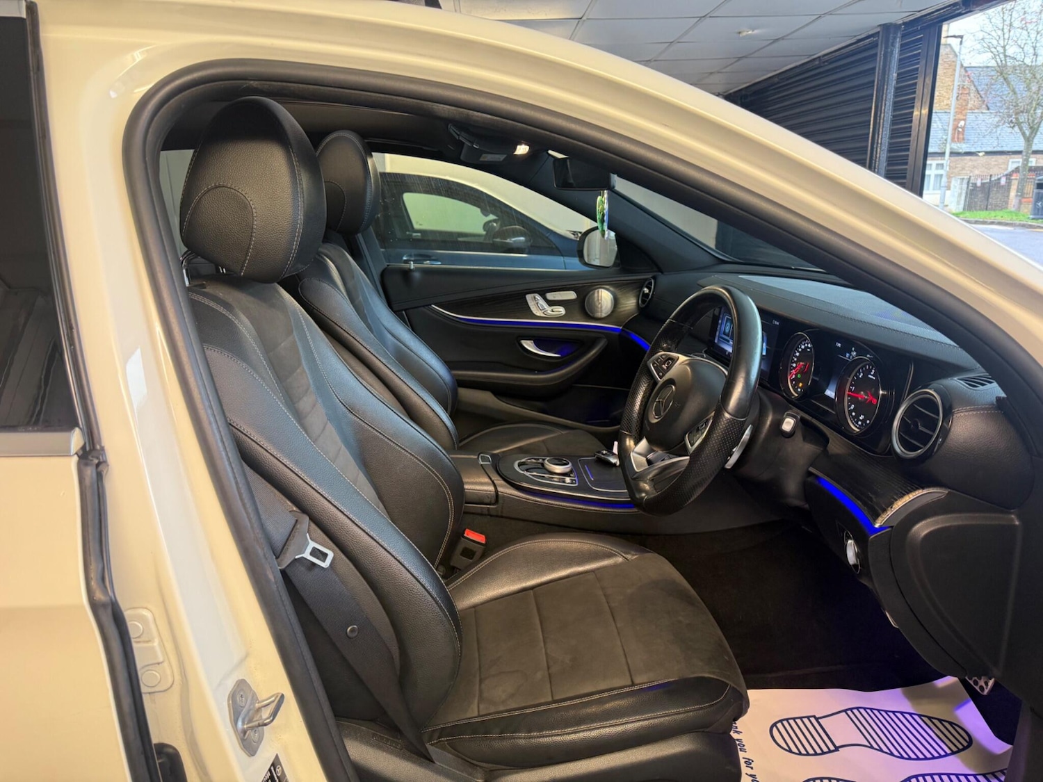 Used Mercedes-Benz E Class 2018 for sale - 76802351: Photo 11