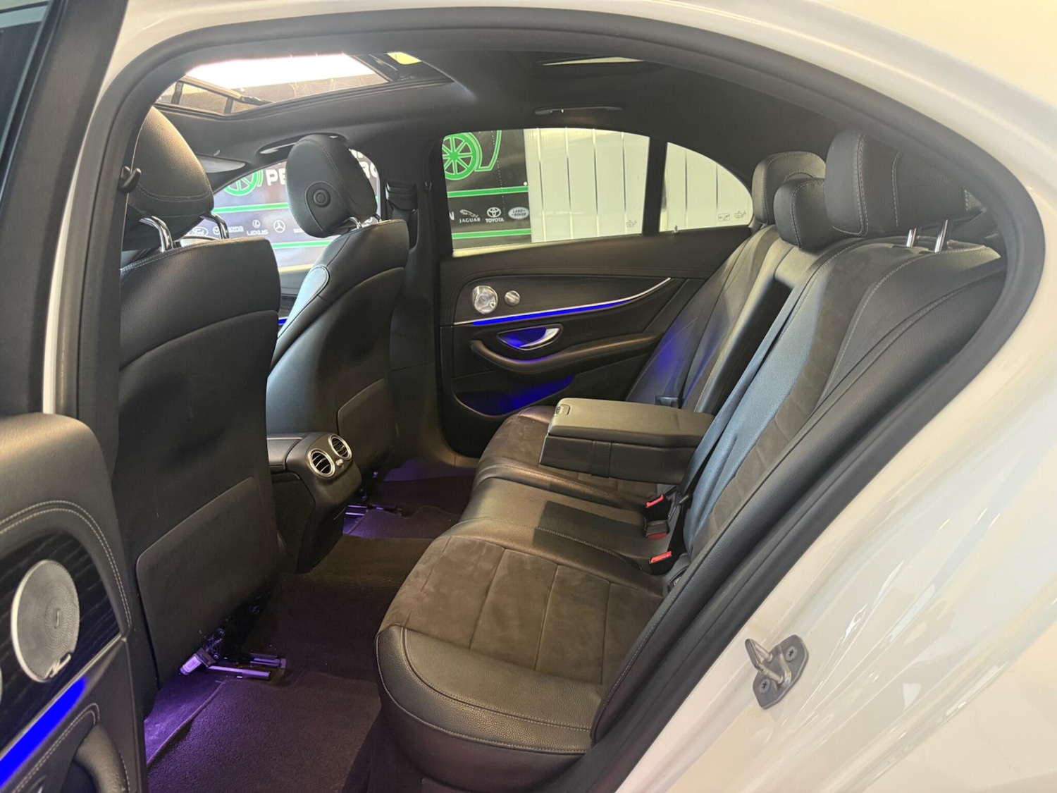 Used Mercedes-Benz E Class 2018 for sale - 76802351: Photo 16