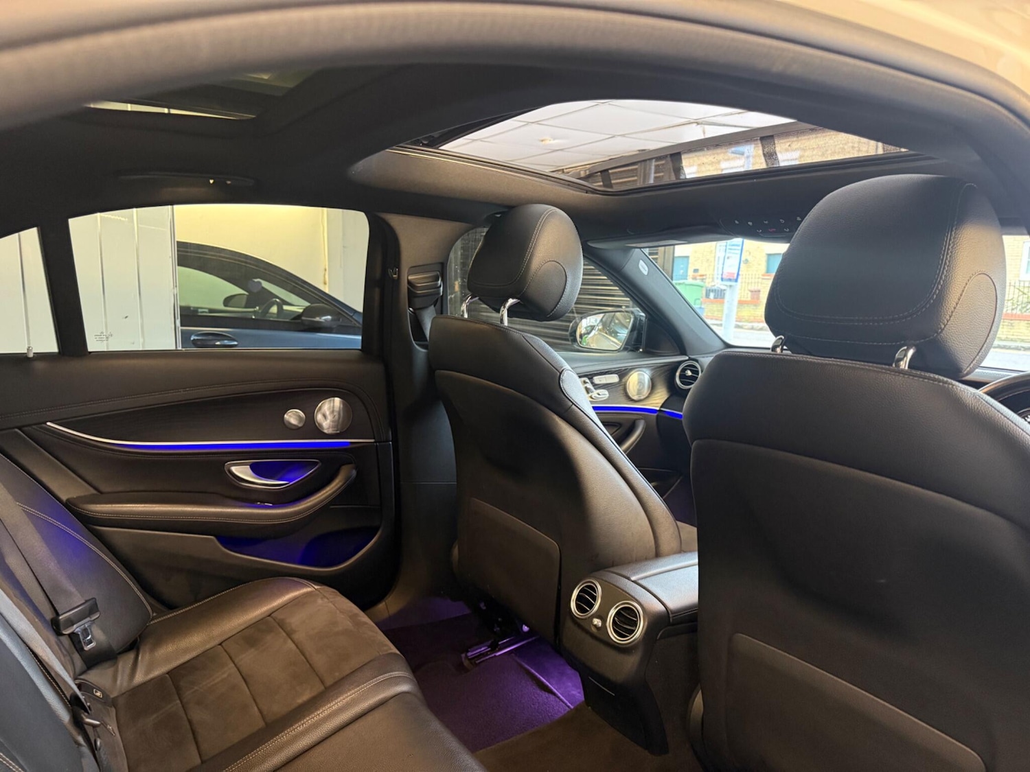 Used Mercedes-Benz E Class 2018 for sale - 76802351: Photo 18