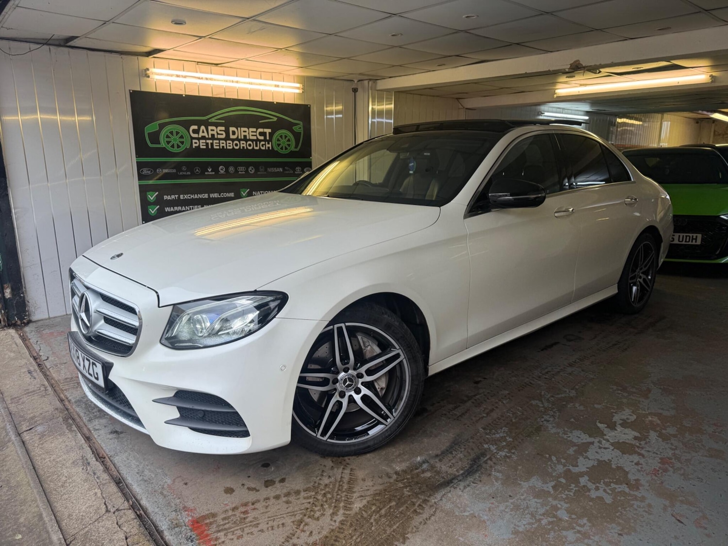 Used Mercedes-Benz E Class 2018 for sale - 76802351: Photo 2