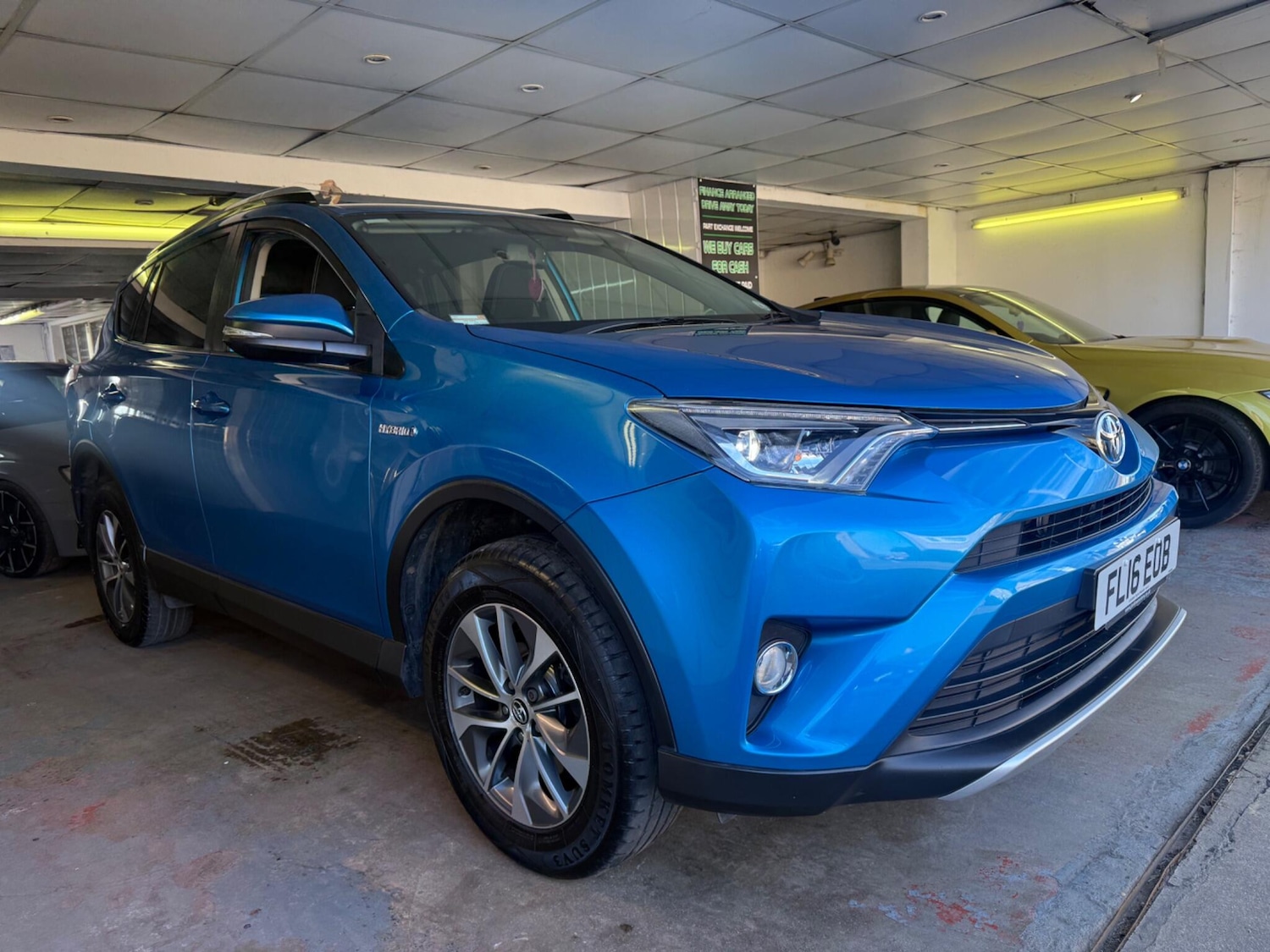 Used Toyota RAV4 for sale - 77926018: Photo 3