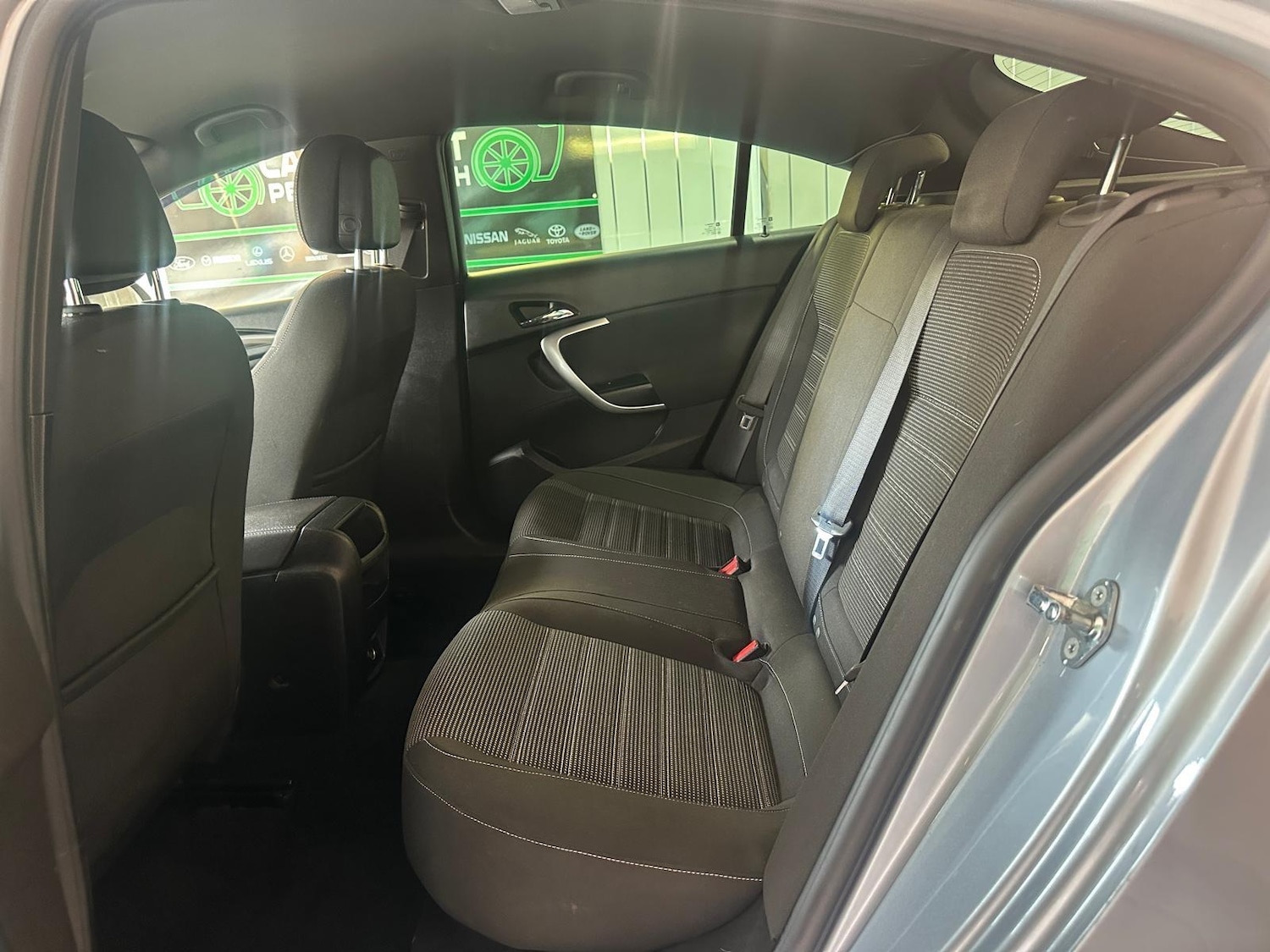 Used Vauxhall Insignia 2017 for sale - 76989239: Photo 11