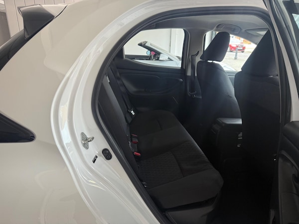 Used Toyota Yaris 2022 for sale - 76283261: Photo 10
