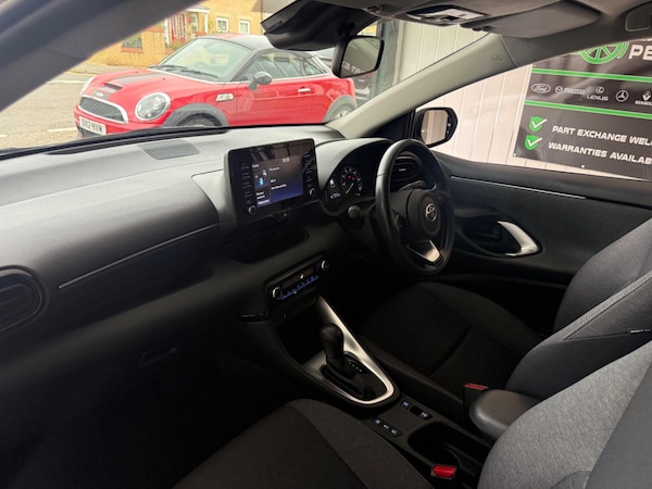 Used Toyota Yaris 2022 for sale - 76283261: Photo 15