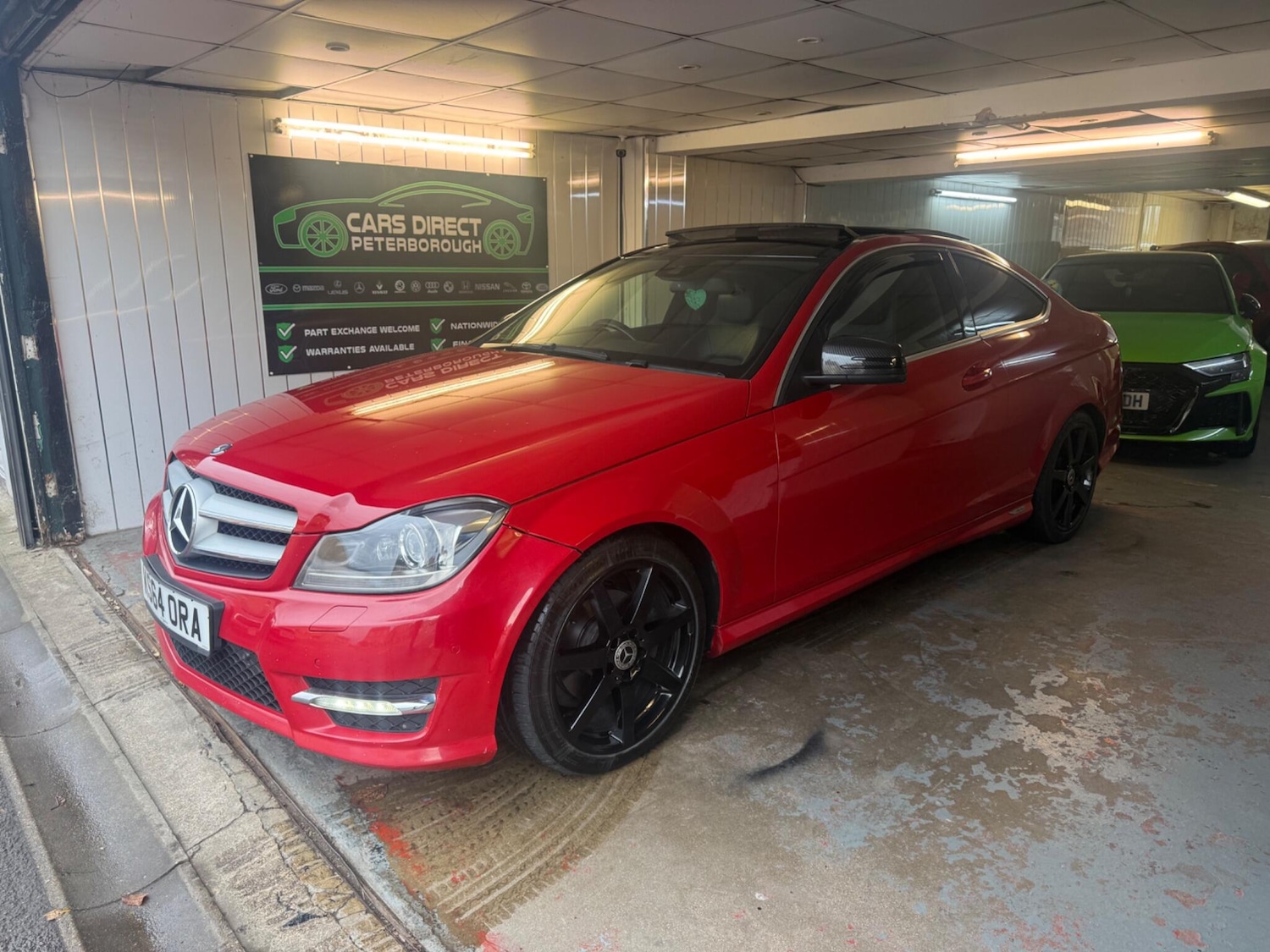 Used Mercedes-Benz C Class 2015 for sale - 76995748: Photo 4