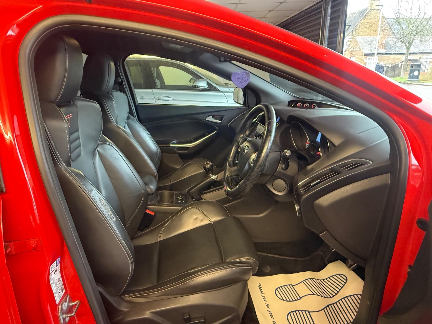 Used Ford Focus 2014 for sale - 77345200: Photo 9