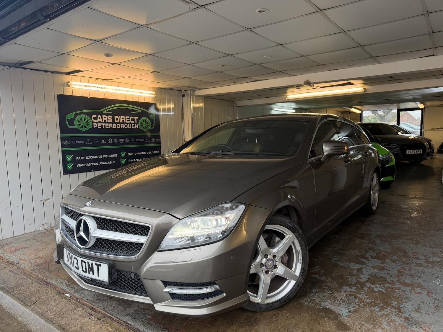Used Mercedes-Benz CLS for sale - 77279713: Photo 2