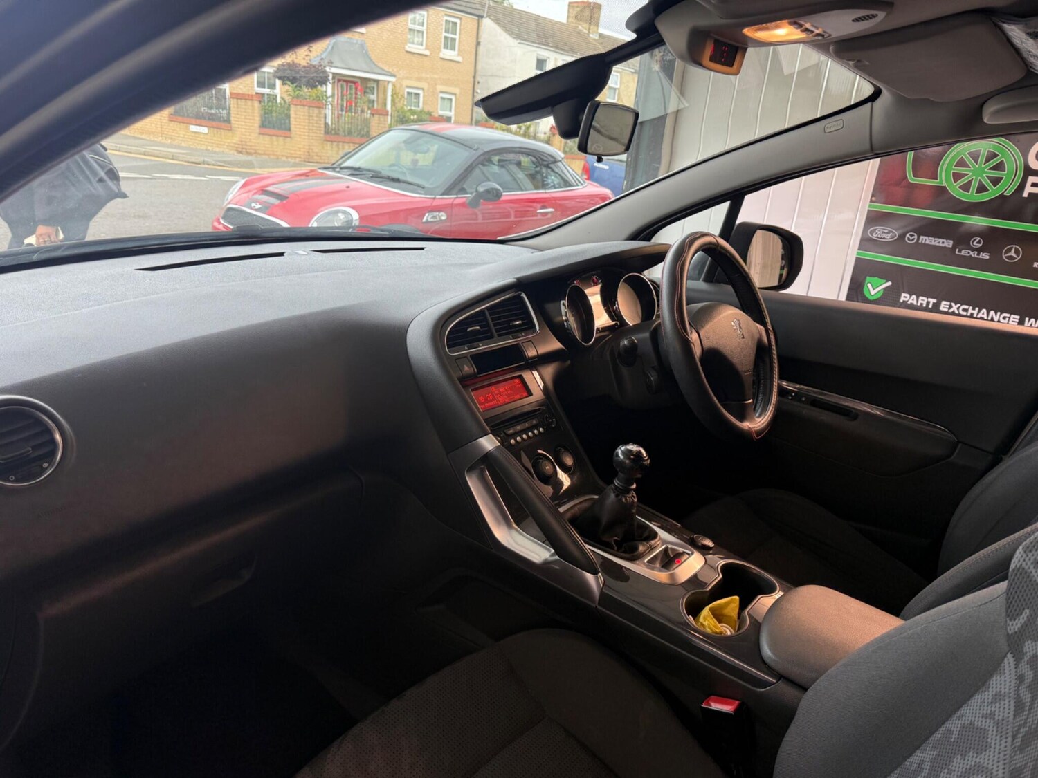 Used Peugeot 3008 2013 for sale - 76109275: Photo 14