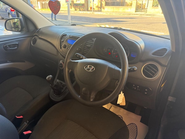 Used Hyundai i10 2011 for sale - 76189508: Photo 10