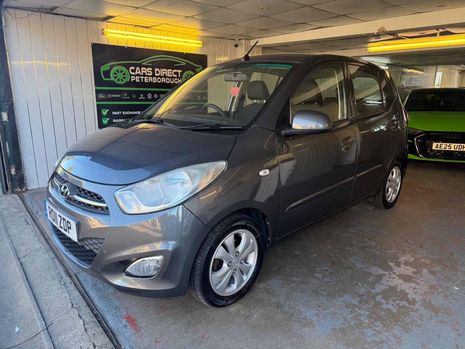 Used Hyundai i10 2011 for sale - 76189508: Photo 4