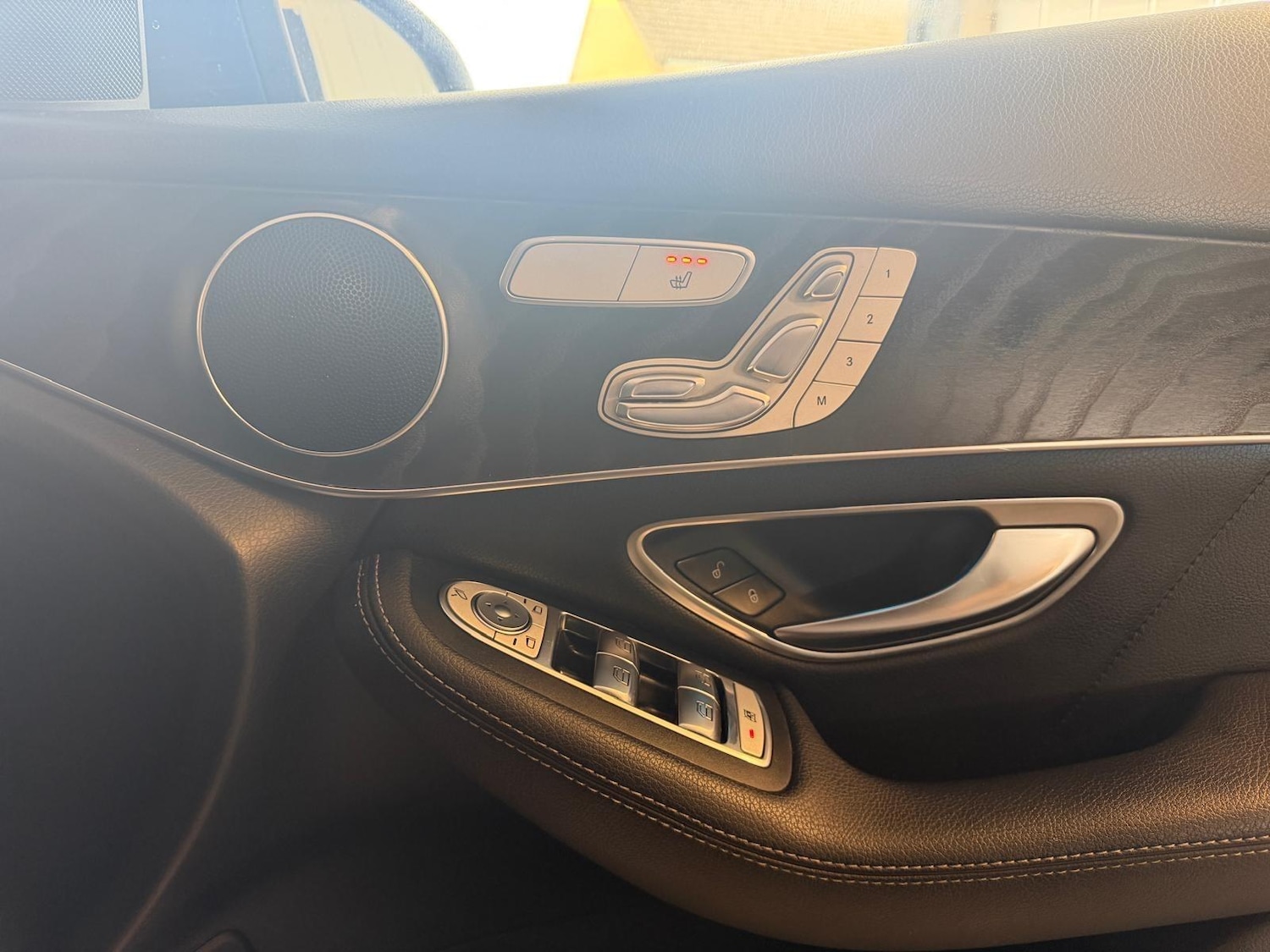 Used Mercedes-Benz GLC 2017 for sale - 77574827: Photo 17