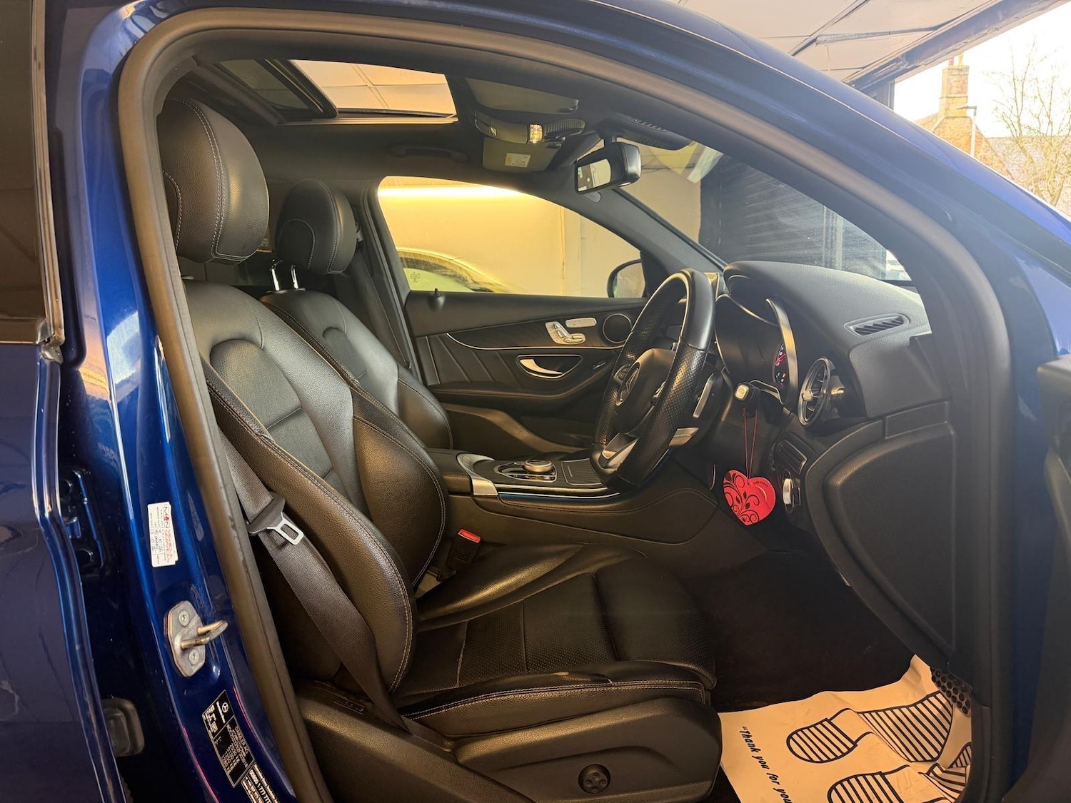 Used Mercedes-Benz GLC 2017 for sale - 77574827: Photo 9