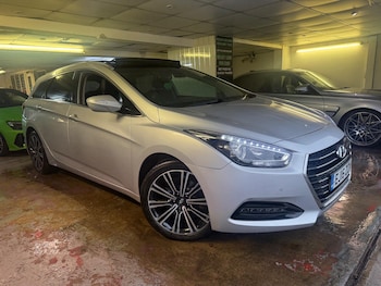 Used Hyundai i40 2016 for sale - 76913940: Photo