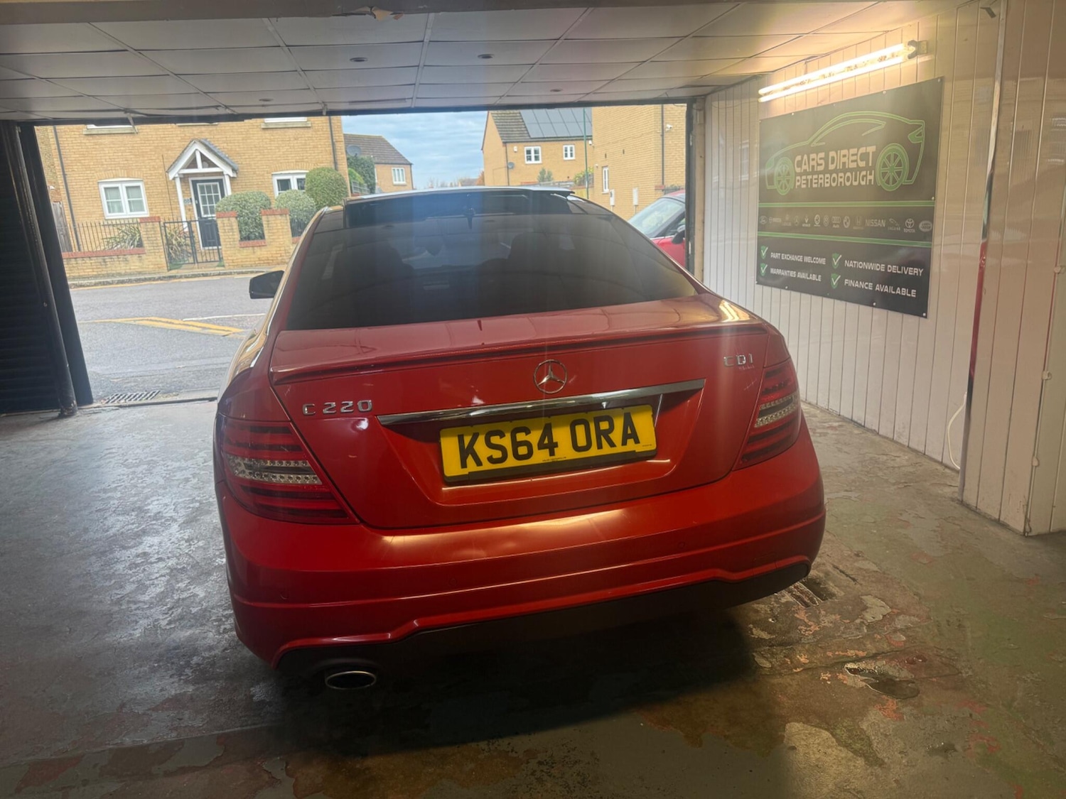 Used Mercedes-Benz C Class 2015 for sale - 76522140: Photo 8