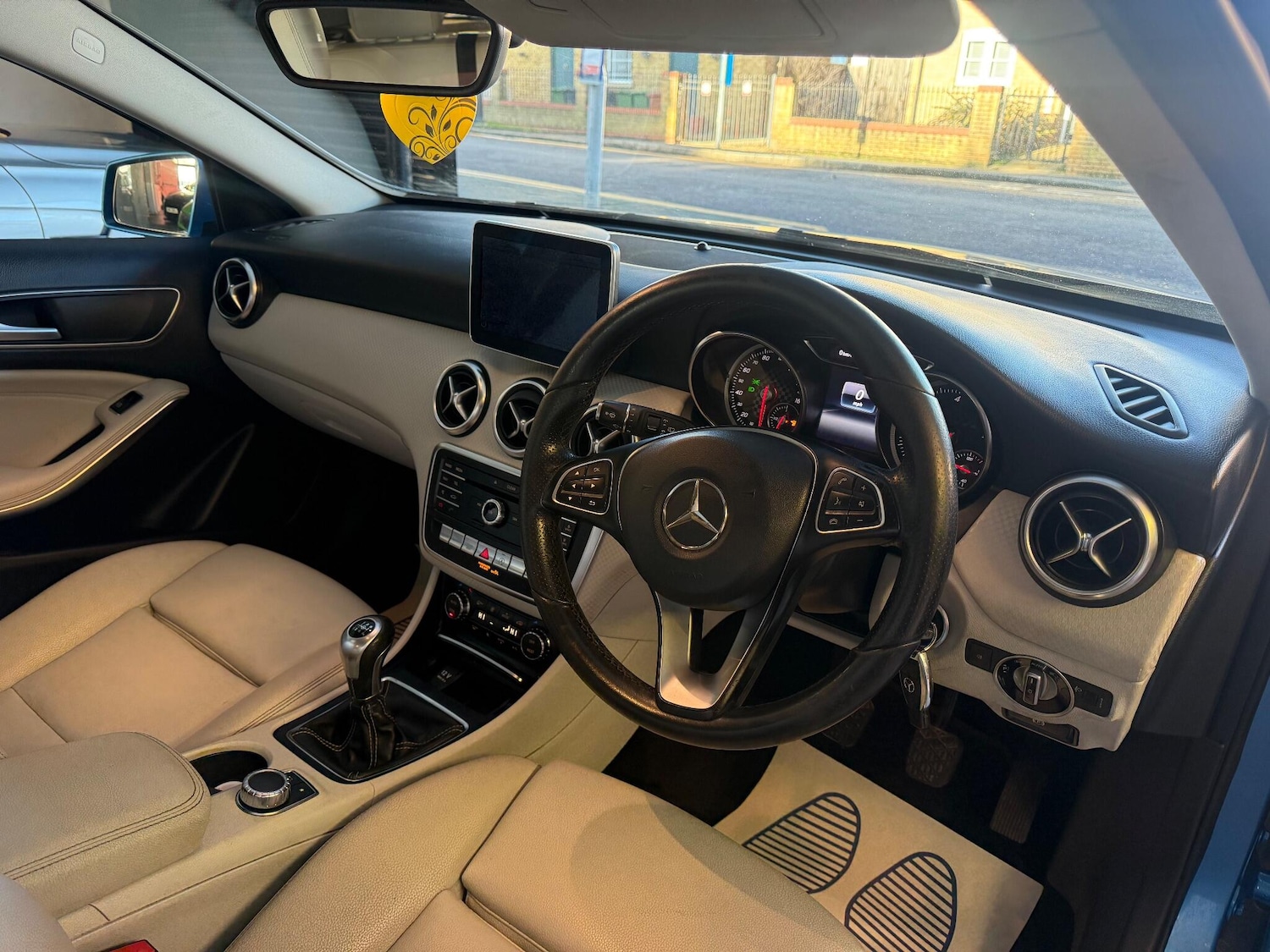 Used Mercedes-Benz A-Class 2016 for sale - 77015881: Photo 11