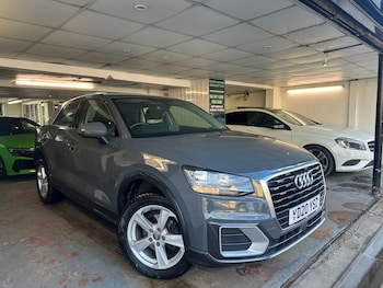 Audi - Q2