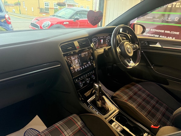Used Volkswagen Golf 2018 for sale - 76295859: Photo 17