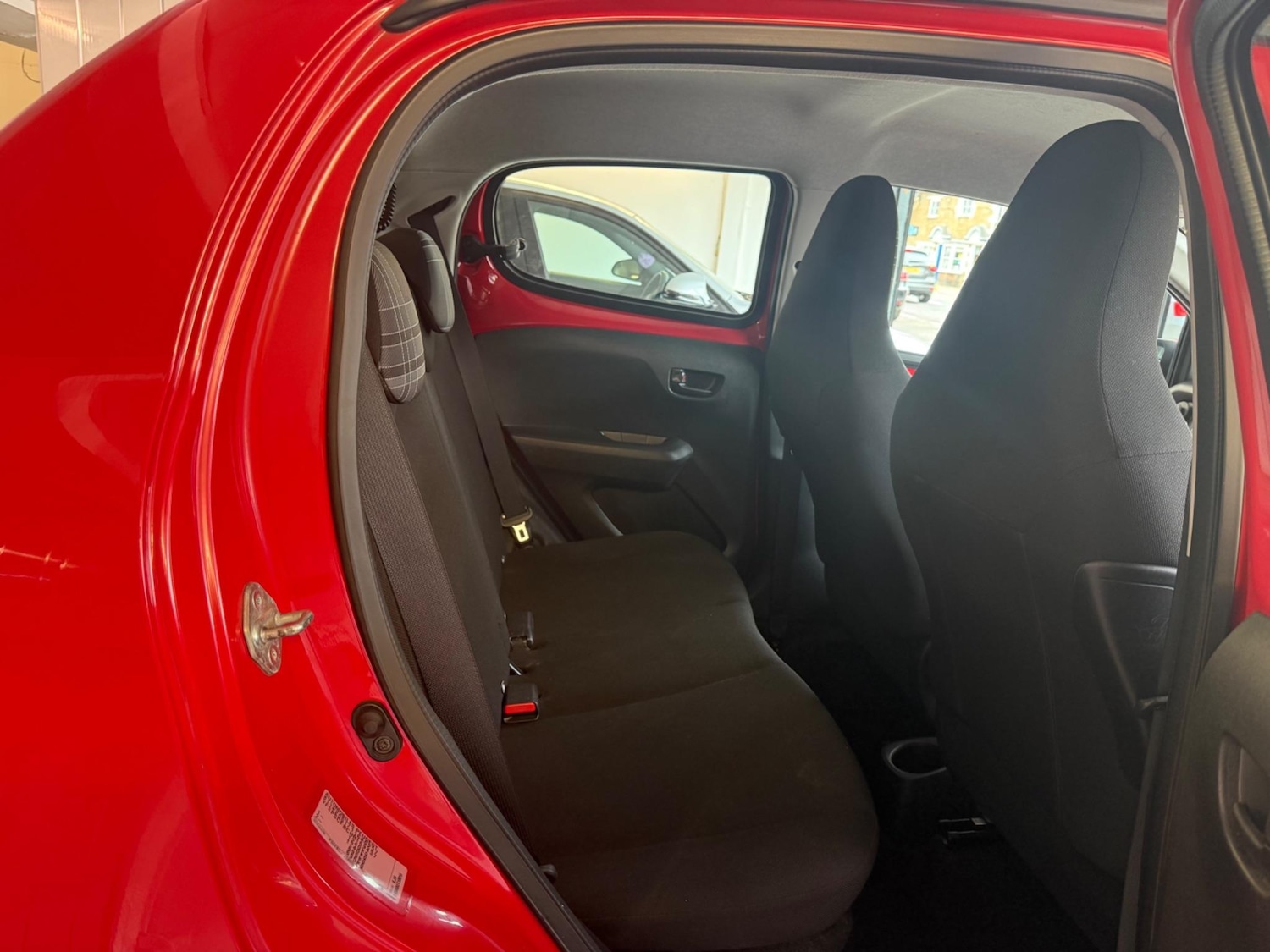 Used Peugeot 108 2017 for sale - 76995017: Photo 10