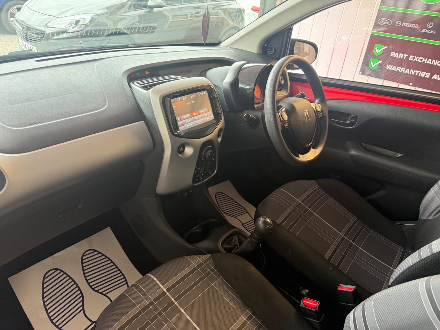 Used Peugeot 108 2017 for sale - 76995017: Photo 14