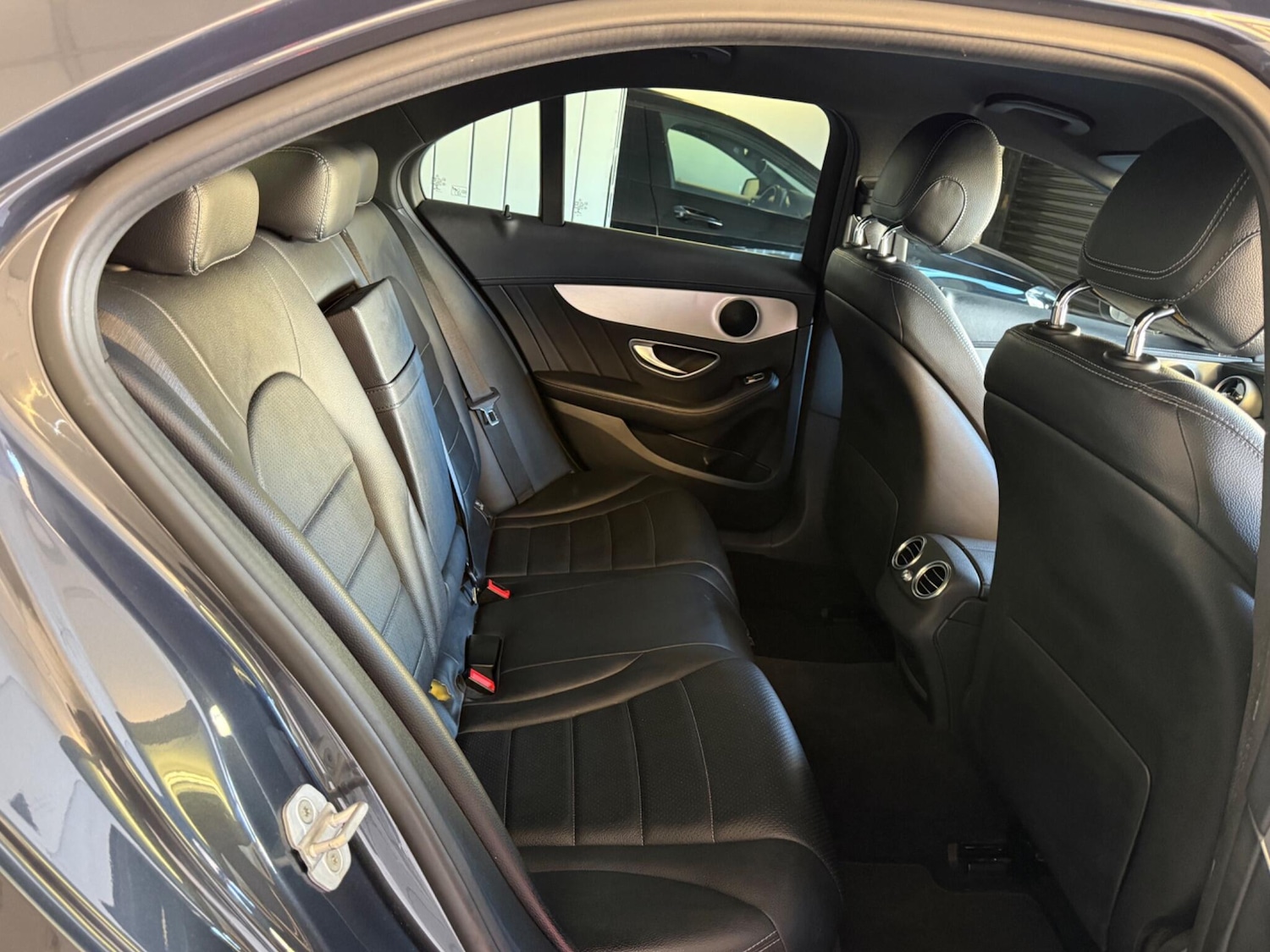 Used Mercedes-Benz C Class 2015 for sale - 78033787: Photo 10