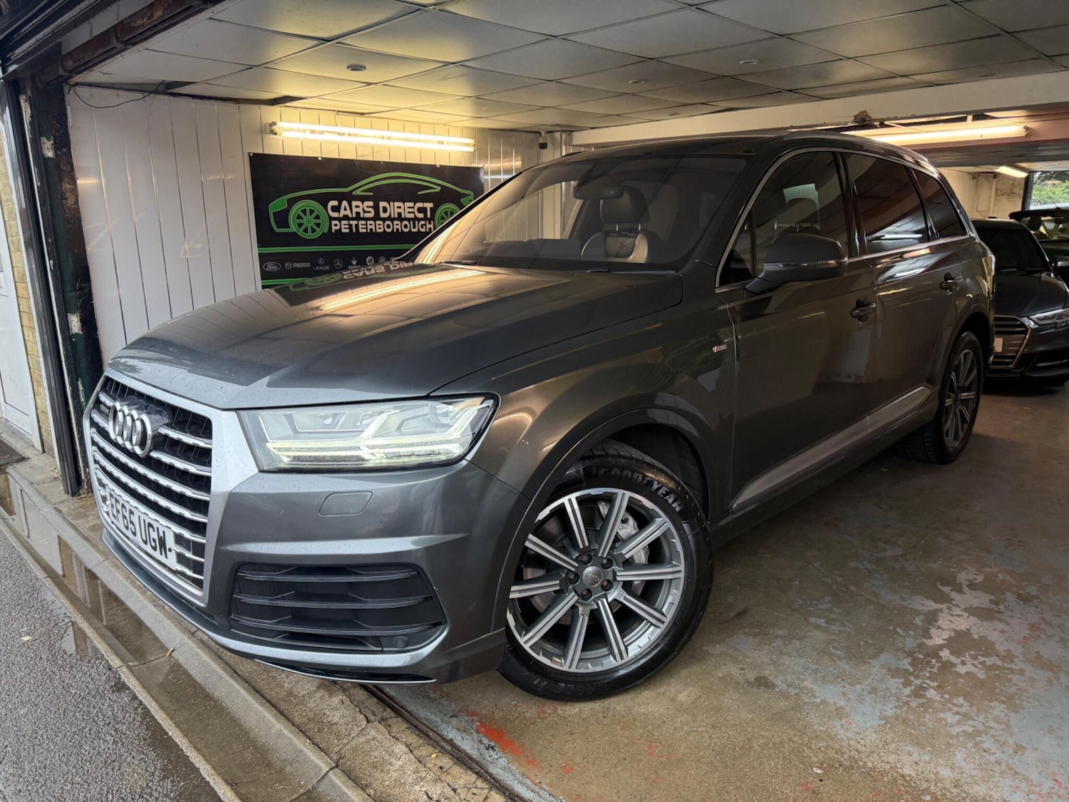Used Audi Q7 2015 for sale - 76988204: Photo 2