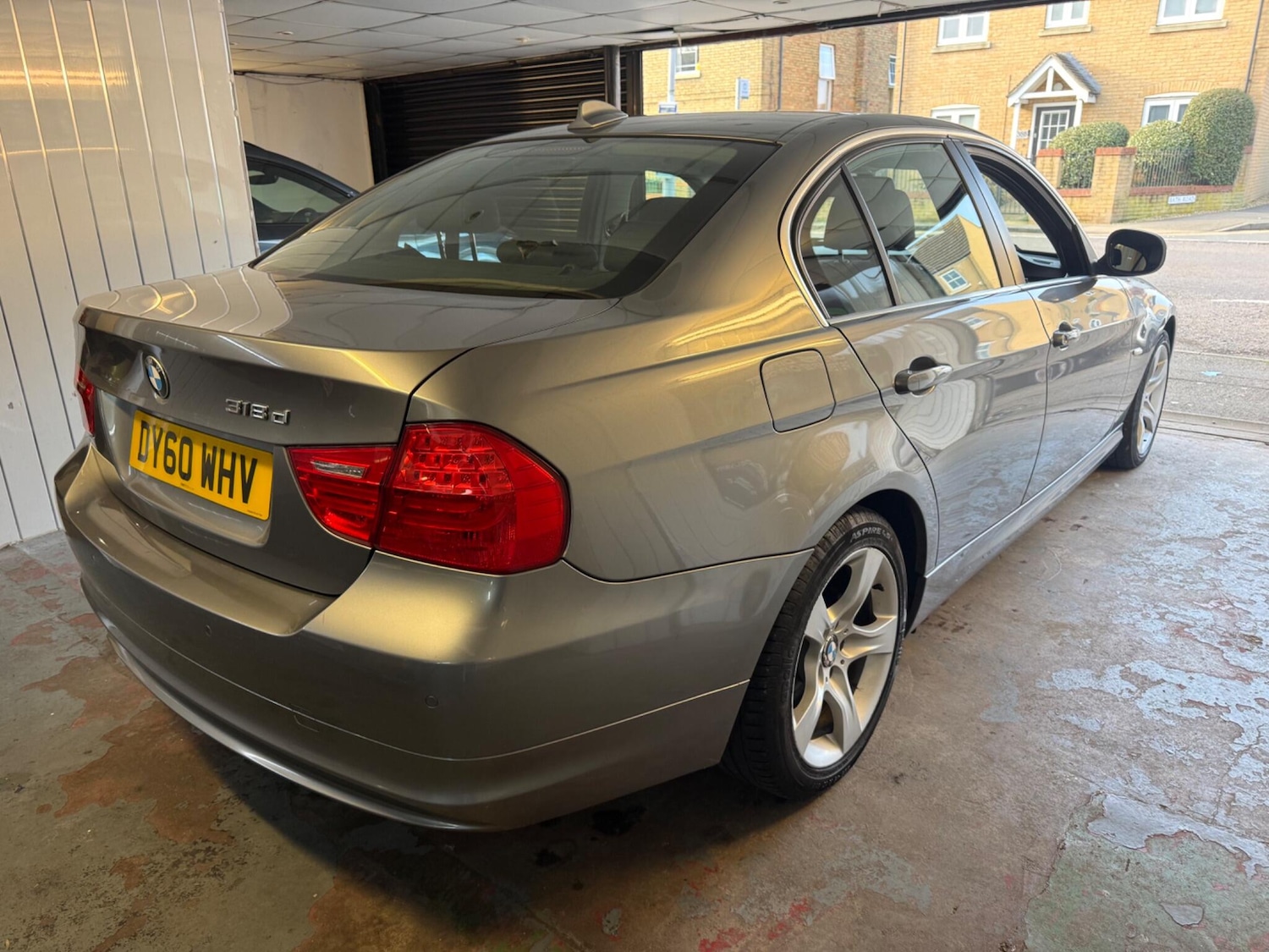 Used BMW 3 Series 2010 for sale - 77824021: Photo 7