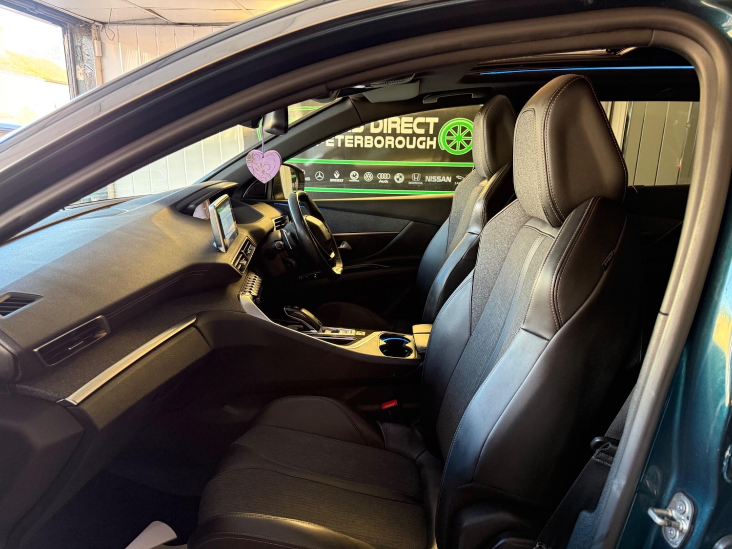 Used Peugeot 5008 2018 for sale - 77396086: Photo 19