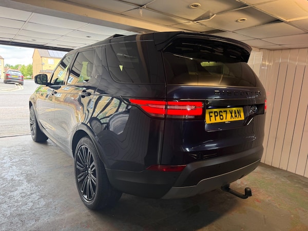Used Land Rover Discovery 2017 for sale - 75050660: Photo 6