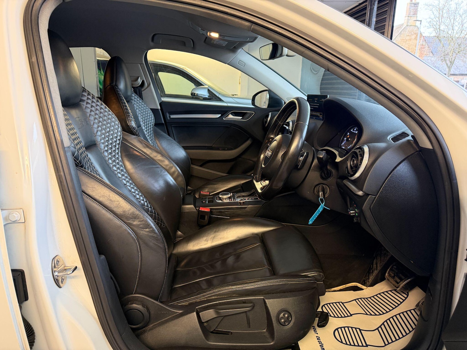 Used Audi A3 2015 for sale - 77202625: Photo 10