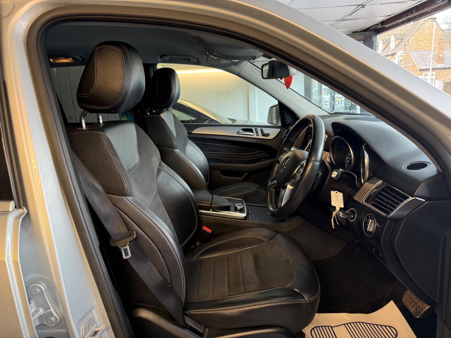 Used Mercedes-Benz M Class 2014 for sale - 76992883: Photo 10