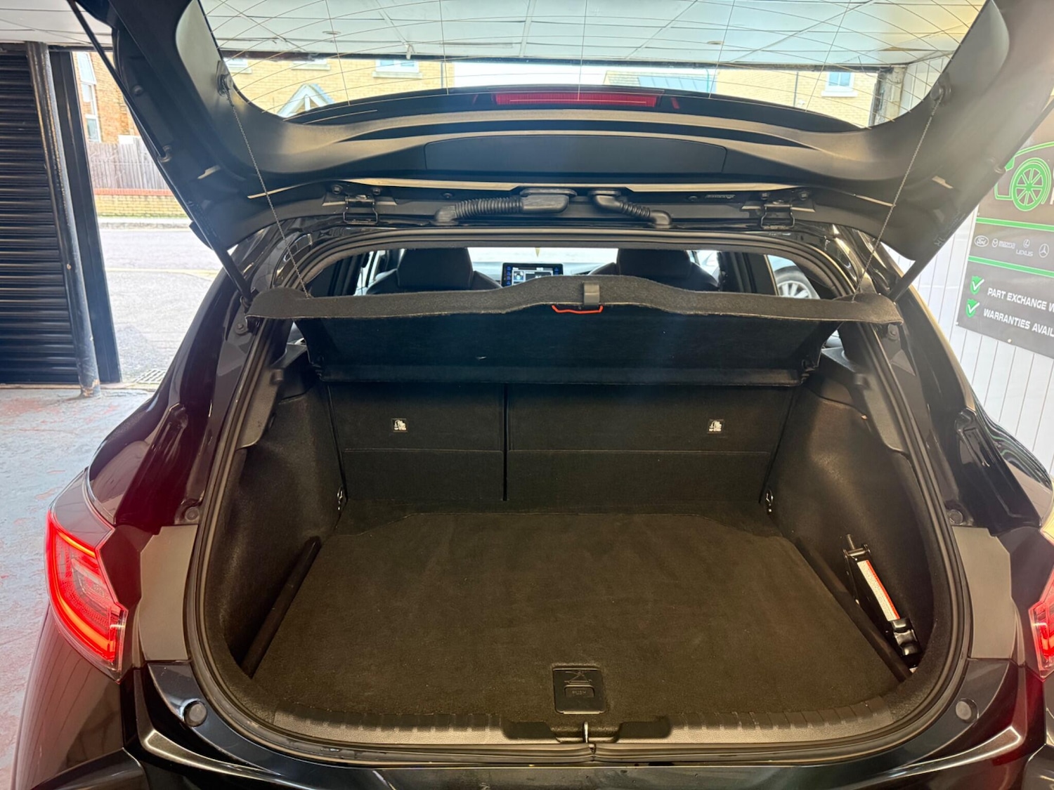 Used Toyota Corolla 2023 for sale - 77439968: Photo 17