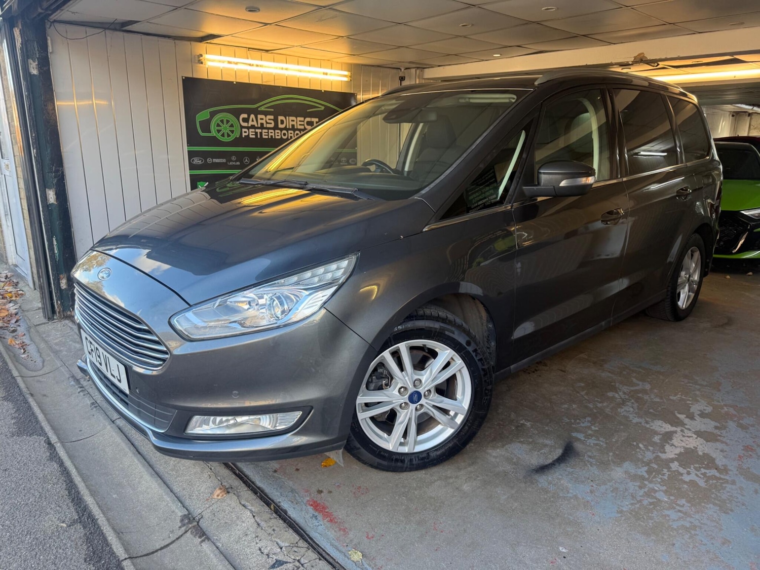 Used Ford Galaxy 2019 for sale - 76432453: Photo 2