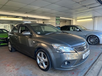 Used Kia Pro Ceed 2011 for sale - 76042319: Photo 3