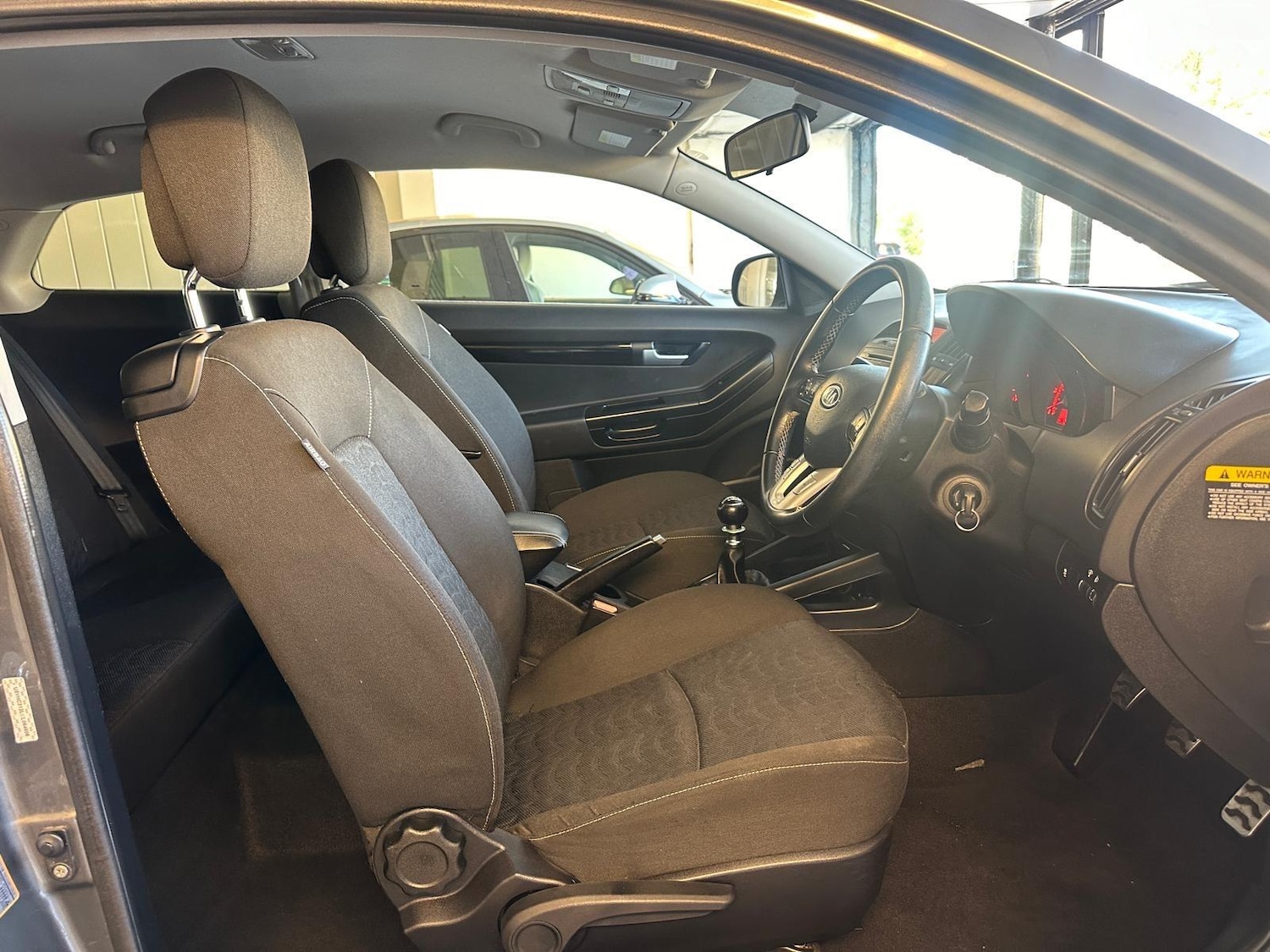 Used Kia Pro Ceed 2011 for sale - 76042319: Photo 9