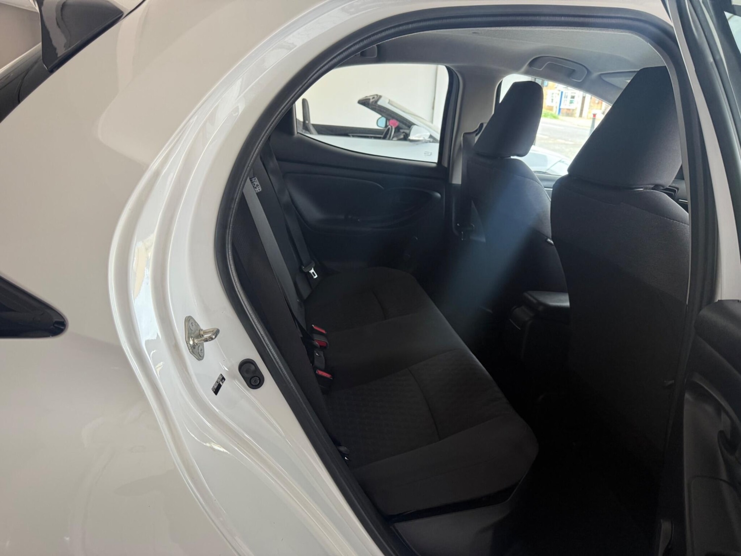 Used Toyota Yaris 2022 for sale - 76282617: Photo 10