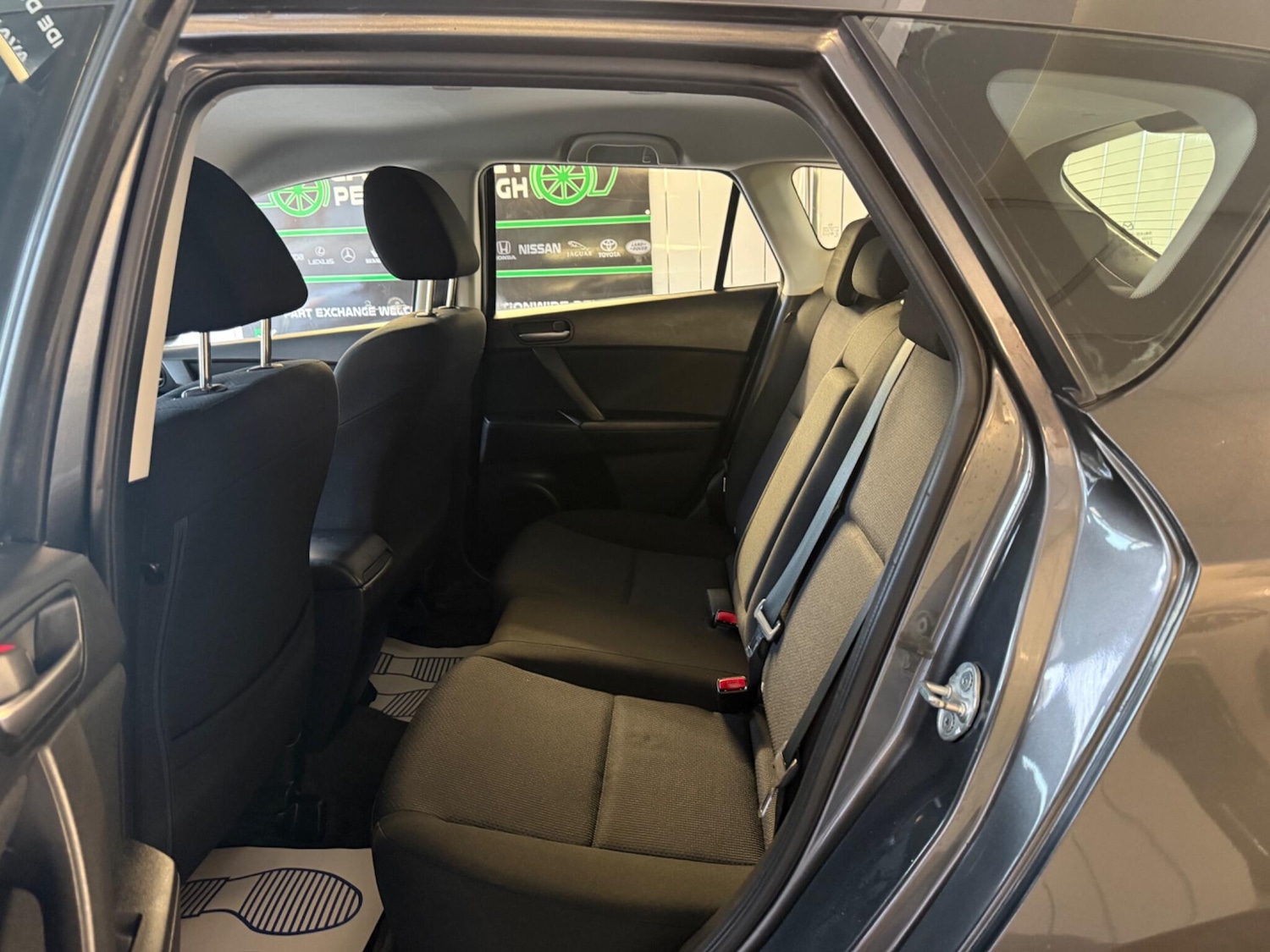 Used Mazda Mazda3 2010 for sale - 77330785: Photo 13