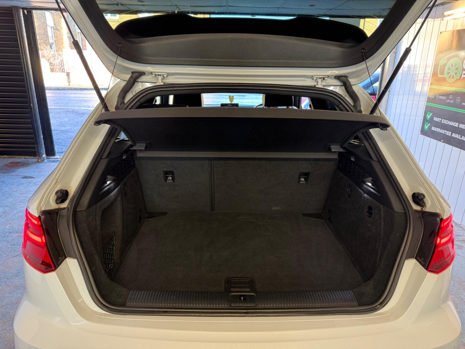 Used Audi A3 2018 for sale - 76645859: Photo 14