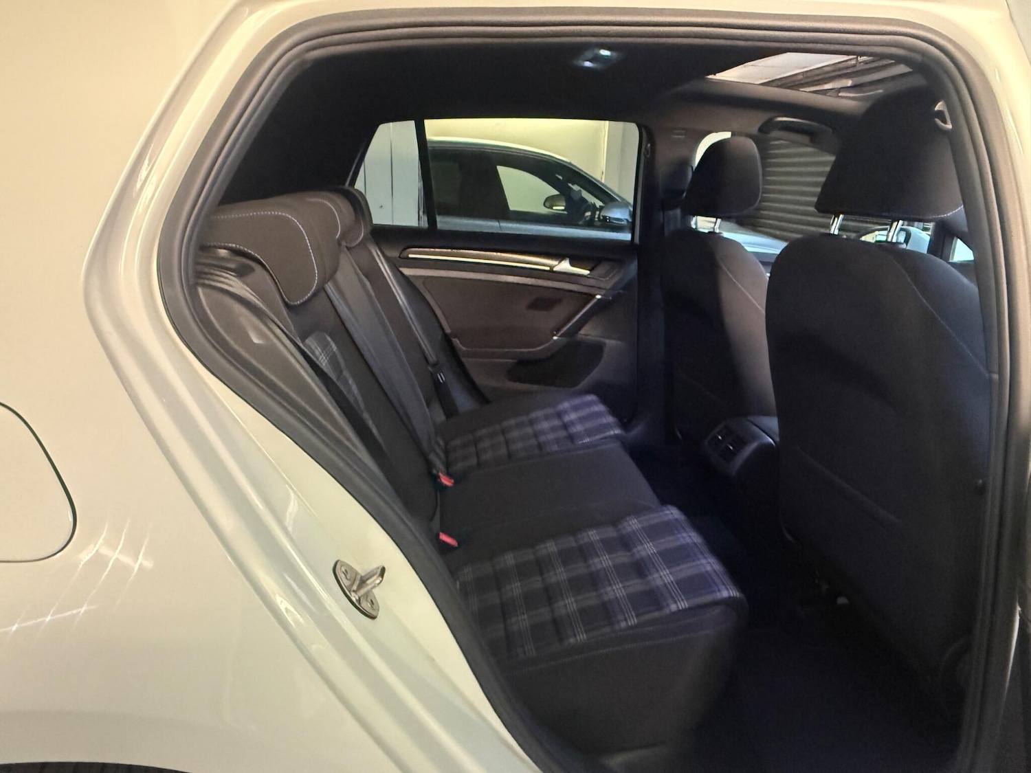 Used Volkswagen Golf 2016 for sale - 77549664: Photo 12