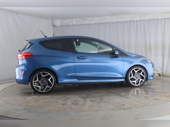 Used Ford Fiesta 2018 for sale - 77550556: Photo