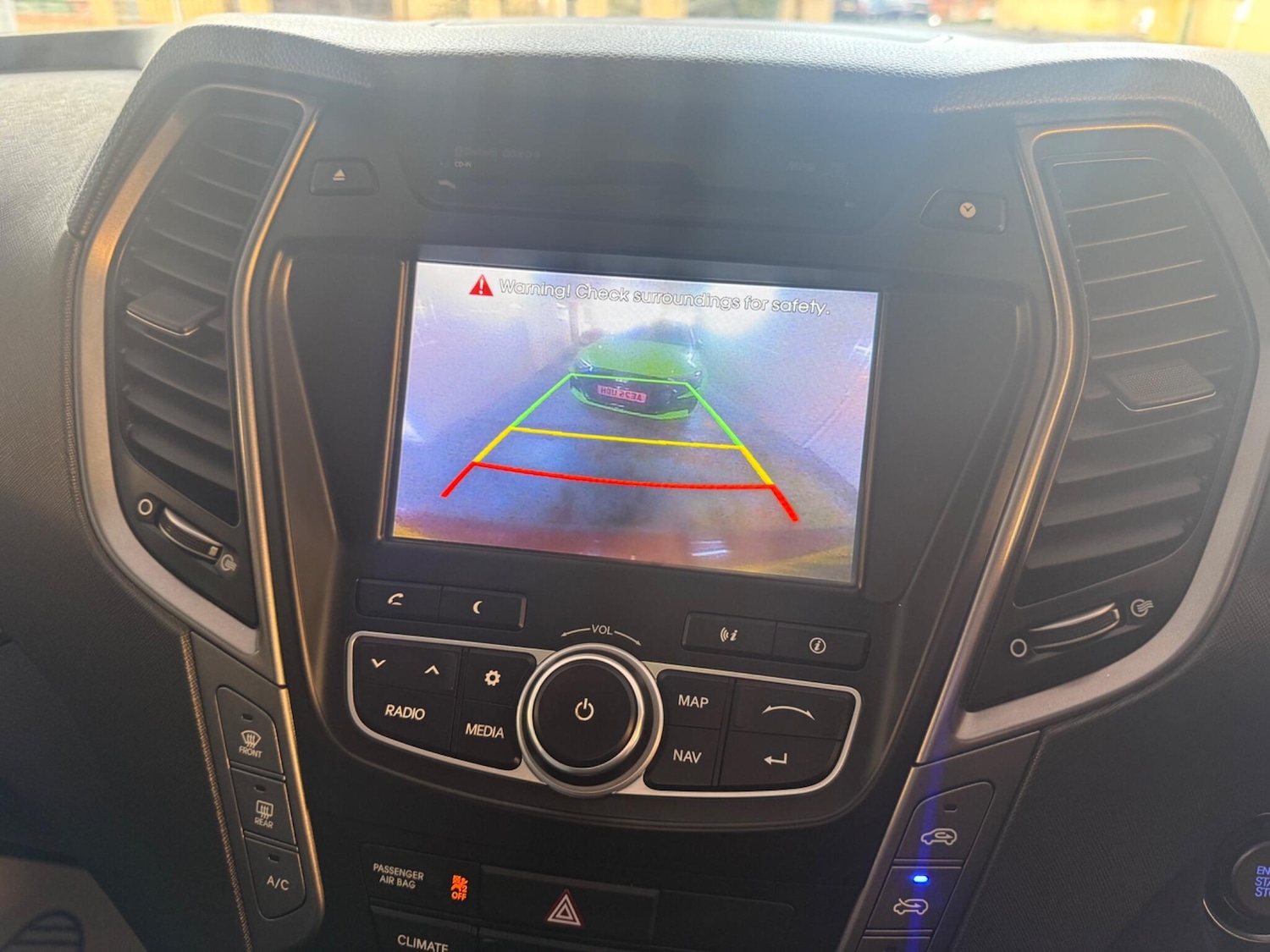 Used Hyundai Santa Fe 2014 for sale - 76521901: Photo 15