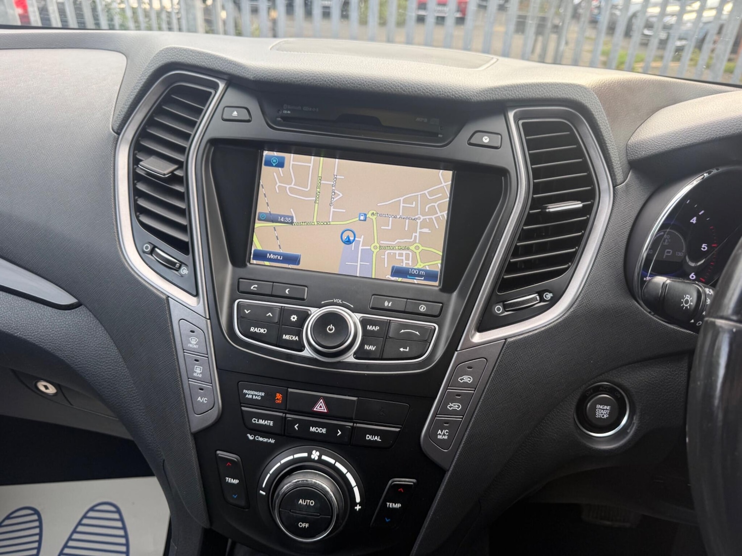 Used Hyundai Santa Fe 2014 for sale - 76521901: Photo 16