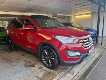 Used Hyundai Santa Fe 2014 for sale - 76521901: Photo