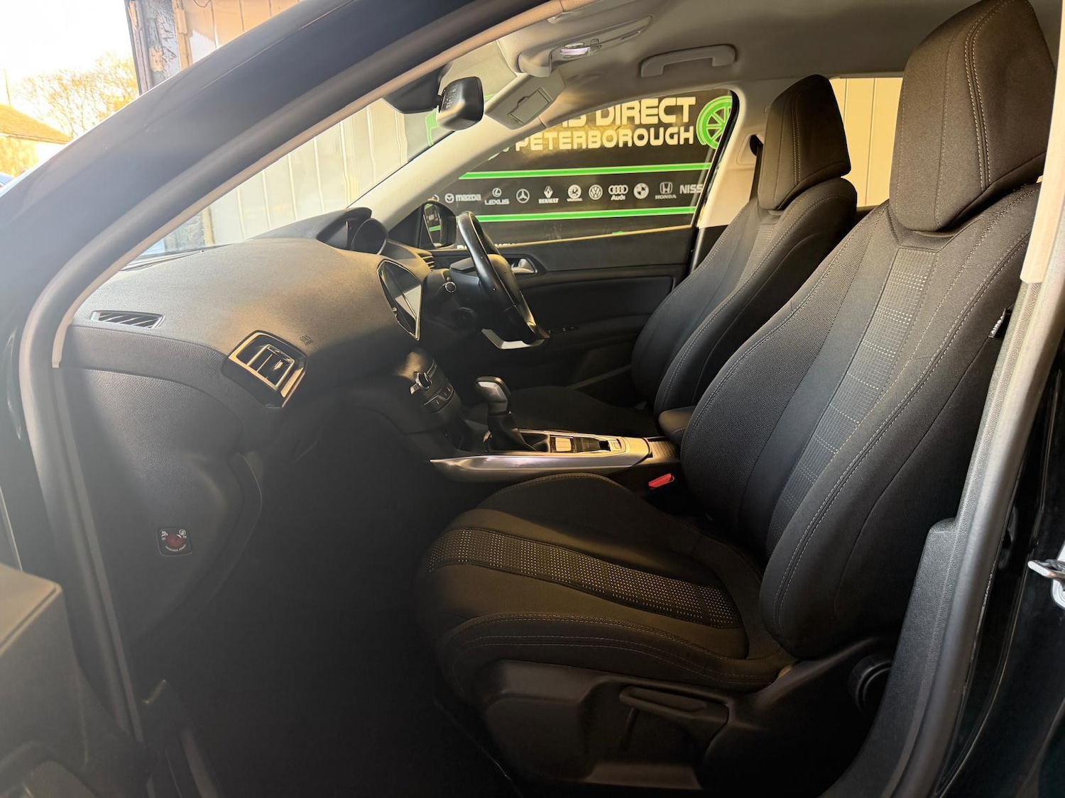 Used Peugeot 308 2016 for sale - 76823830: Photo 13