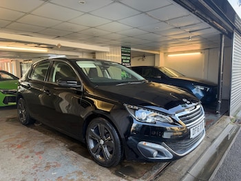 Used Peugeot 308 2016 for sale - 76823830: Photo